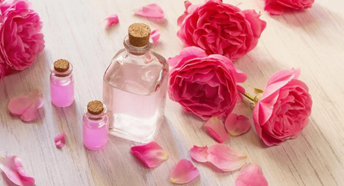 ऑयली स्किन पर मेकअप कैसे करें - Makeup Tips for Oily Skin 2 ऑयली स्किन पर मेकअप कैसे करें - Makeup Tips for Oily Skin