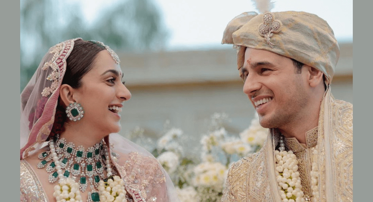 सिद्धार्थ ने कियारा को समर्पित किया अवॉर्ड - Siddharth Dedicated the Award to Kiara 2 सिद्धार्थ ने कियारा को समर्पित किया अवॉर्ड - Siddharth dedicated the award to Kiara