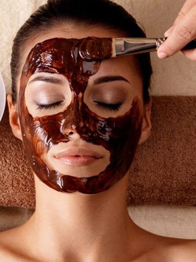 चेहरे पर कॉफी लगाने के गजब फायदे – Amazing Benefits of Coffee on Face