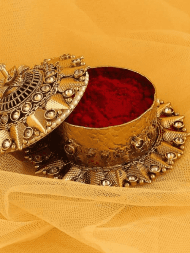 सिंदूर कैसे बनता है – What is Sindoor?