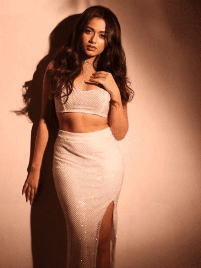 जन्नत ज़ुबैर गॉर्जियस वेस्टर्न लुक – Jannat Zubair Western Look