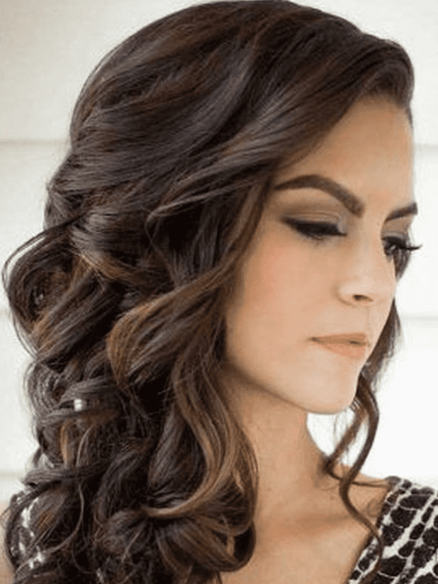 ट्रेंडी पार्टी हेयर स्टाइल – Trendy Party Hair Style