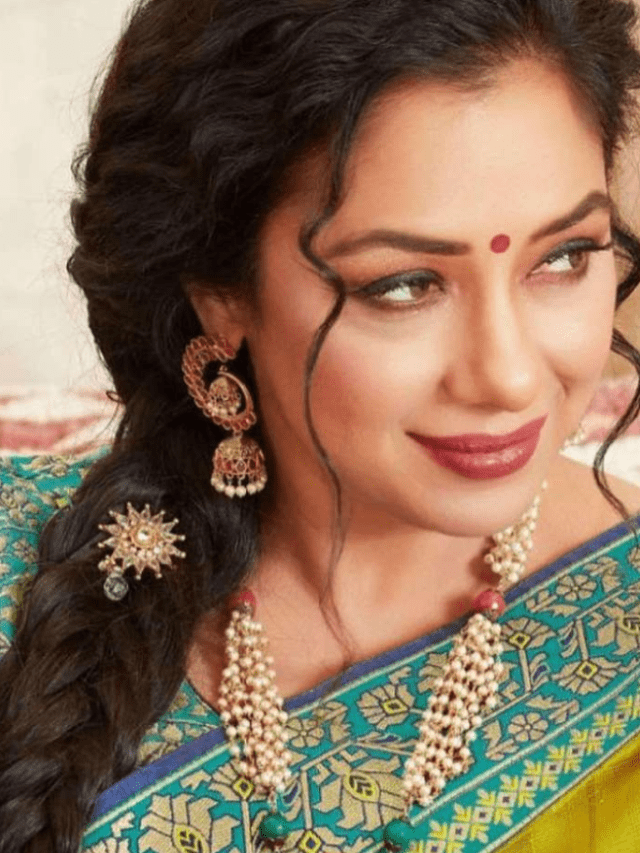 रुपाली गांगुली के हेयर स्टाइल – Hair Style of Rupali Gangully