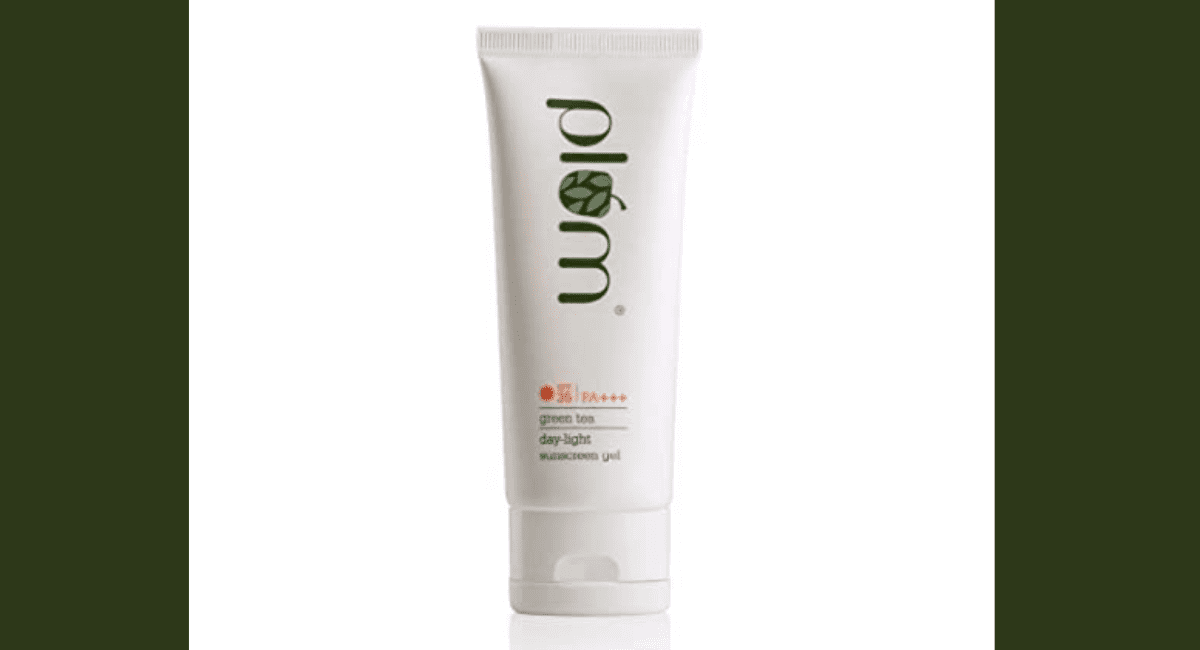 मुँहासे-पीड़ित त्वचा के लिए 7 बेहतरीन सनस्क्रीन - Top 7 Sunscreens for Acne-Prone Skin