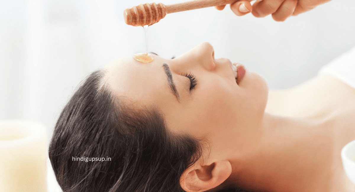 रात को चेहरे पर शहद लगाने के फायदे - Benefits of Applying Honey on Face