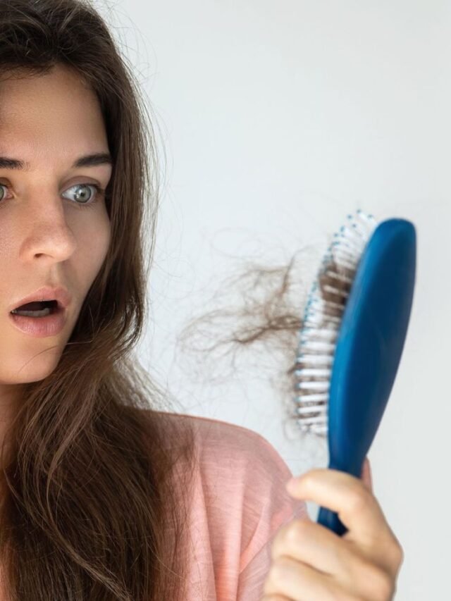 क्या आप भी परेसान है  अपने बालो से , करे ये चमत्कारी उपाए – How To Make Your Hair Grow Faster and Stronger