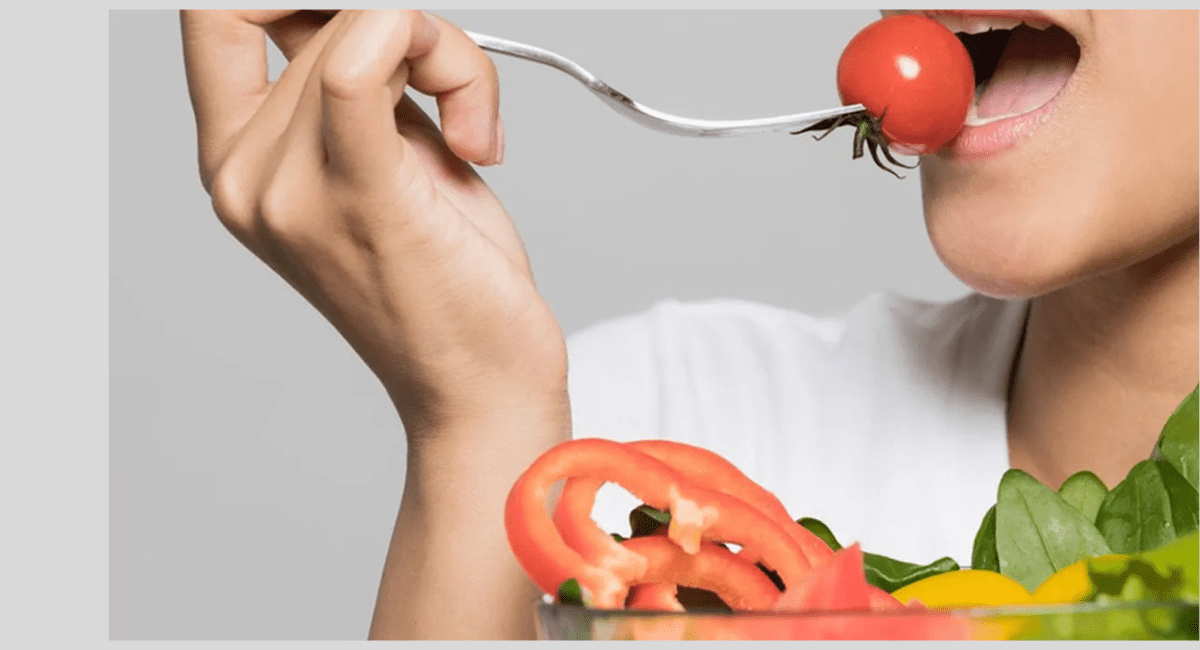 ज्यादा टमाटर खाने के नुकसान - 5 Side Effects of Tomato For Health 3 ज्यादा टमाटर खाने के नुकसान - 5 Side Effects of Tomato For Health