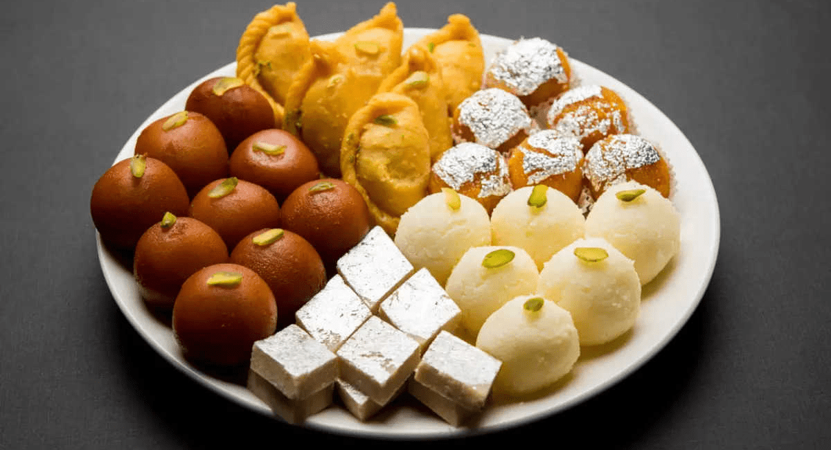 भोजन की शुरुआत में तीखा तथा अंत में मीठा खाने के 4 फायदे - 4 Benefits of Eating Spicy at the Beginning of the Meal and Sweet at the End 4 4 Benefits of Eating Spicy at the Beginning of the Meal and Sweet at the End