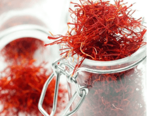 Read more about the article केसर के गुणकारी फायदे – Benefits of Saffron