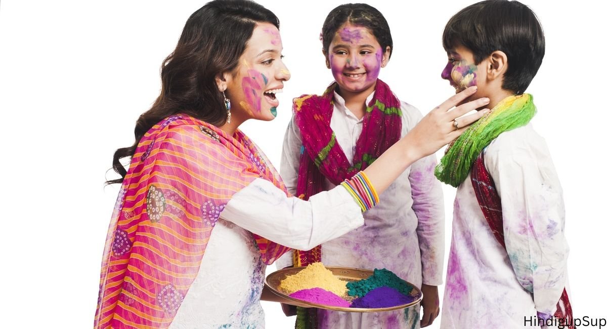नयी दुल्हन क्यू मनाती है पहली होली अपने मायके में - Tradition of celebrating the first Holi together in the mother's house by daughter and son-in-law.