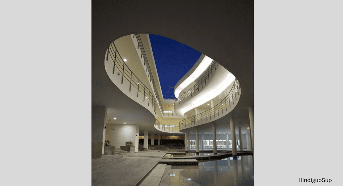 भारत के 8 सबसे खूबसूरत कॉलेज कैंपस - 8 Beautifull college Campus 4 भारत के 8 सबसे खूबसूरत कॉलेज कैंपस - 8 Beautifull college Campus