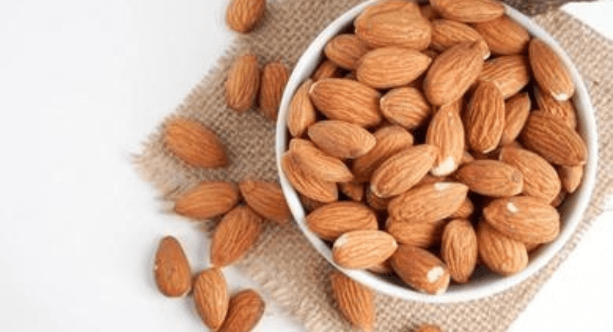 बादाम खाने के 5 फायदे - 5 Benefits of Eating Almonds