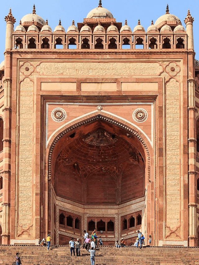 बुलंद दरवाजे की खासियत – Specialty of Buland Darwaza.