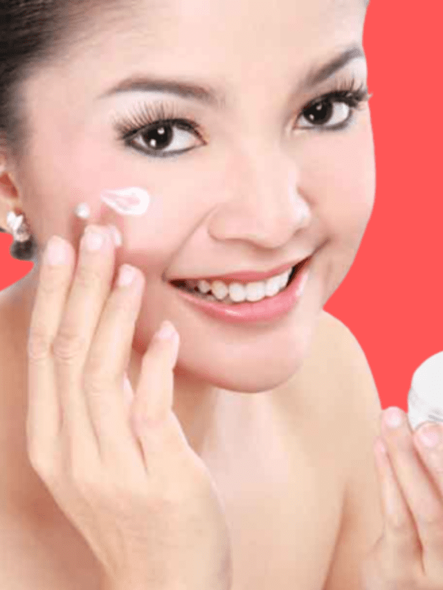 स्किन को मॉइश्चराइज करने का सही तरीका – The right way to moisturize the skin