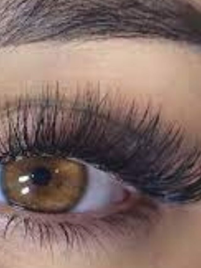आँखों की पलकों को बनाये लम्बी और घनी  – Long Eye Lashes at Home