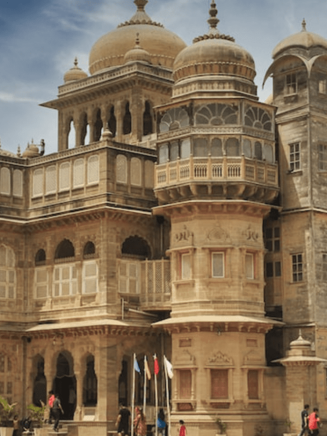 गुजरात में कम बजट में अच्छी घूमने वाली जगह - 8 Budget Friendly Places at Gujrat