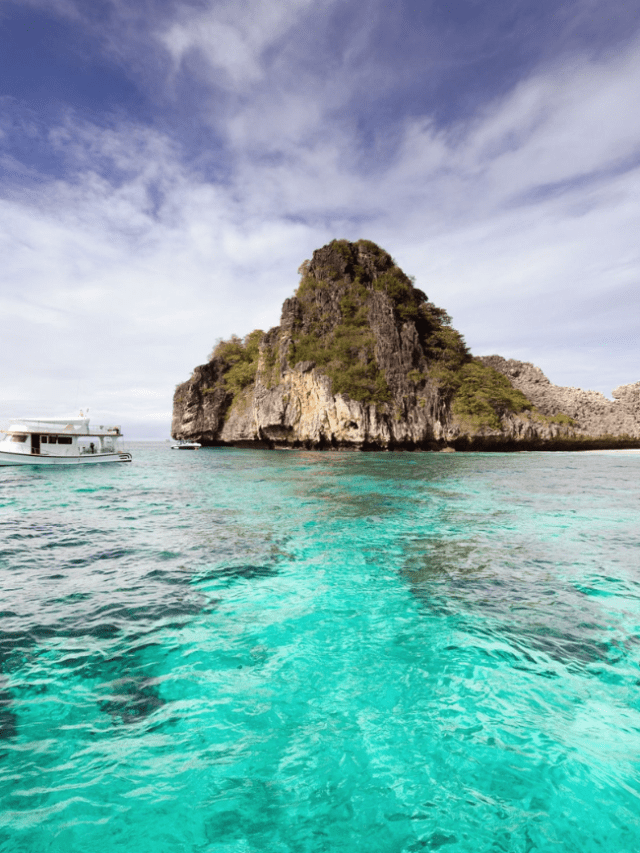 9  ऐसी जगह जहाँ आपको जरूर जाना चाहिए – 9 Places to Visit Before You Die