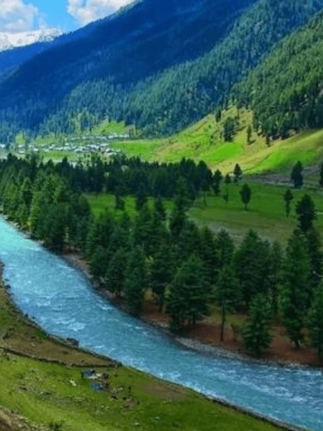 गर्मी की छुट्टियों में घूमने की जगह – 10 Places to Visit in Summer Vaccation