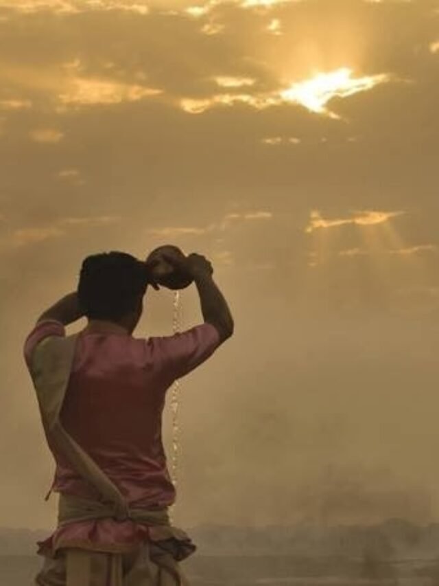 सूर्य को जल चढ़ाने के मंत्र  – Surya Arghya Mantra