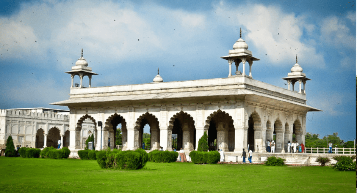 दीवान ए खास का निर्माण और इतिहास - History of Diwan-e-Khas
